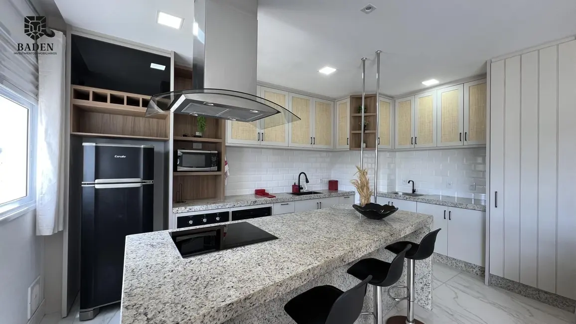 Foto 4 de Apartamento com 2 quartos para alugar, 90m2 em Itajai - SC