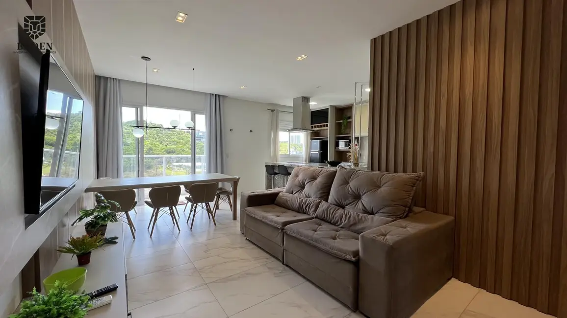 Foto 2 de Apartamento com 2 quartos para alugar, 90m2 em Itajai - SC