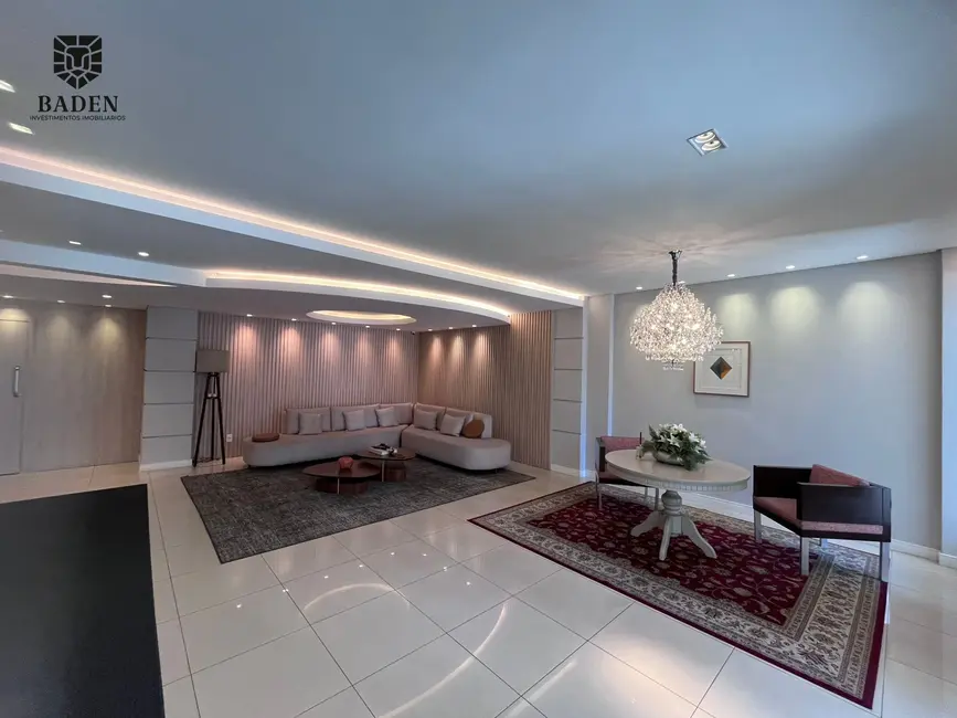 Foto 3 de Apartamento com 2 quartos para alugar, 92m2 em Centro, Balneario Camboriu - SC