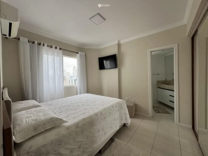 Foto 6 de Apartamento com 3 quartos para alugar, 92m2 em Centro, Balneario Camboriu - SC