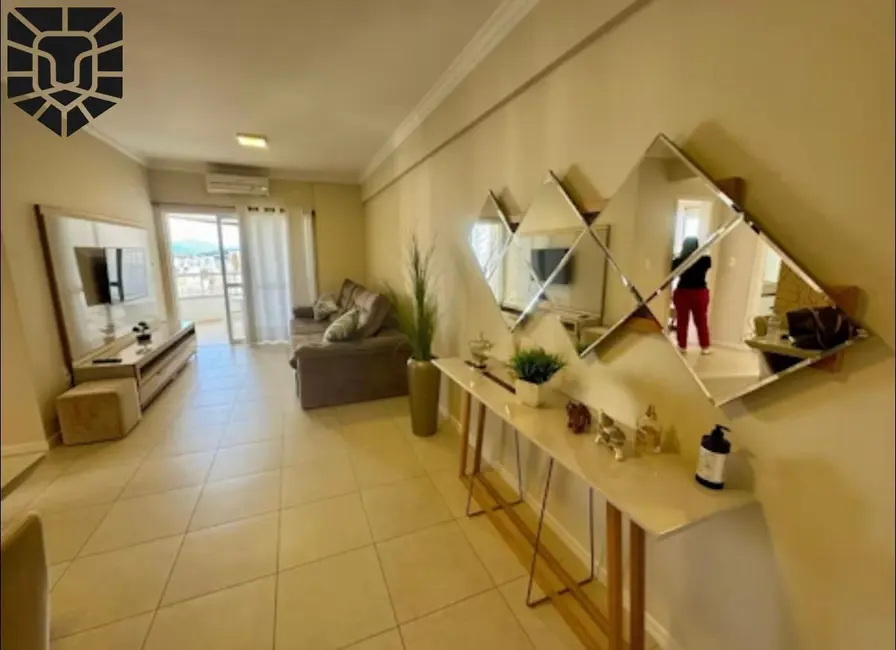 Foto 6 de Apartamento com 2 quartos para alugar, 92m2 em Centro, Balneario Camboriu - SC