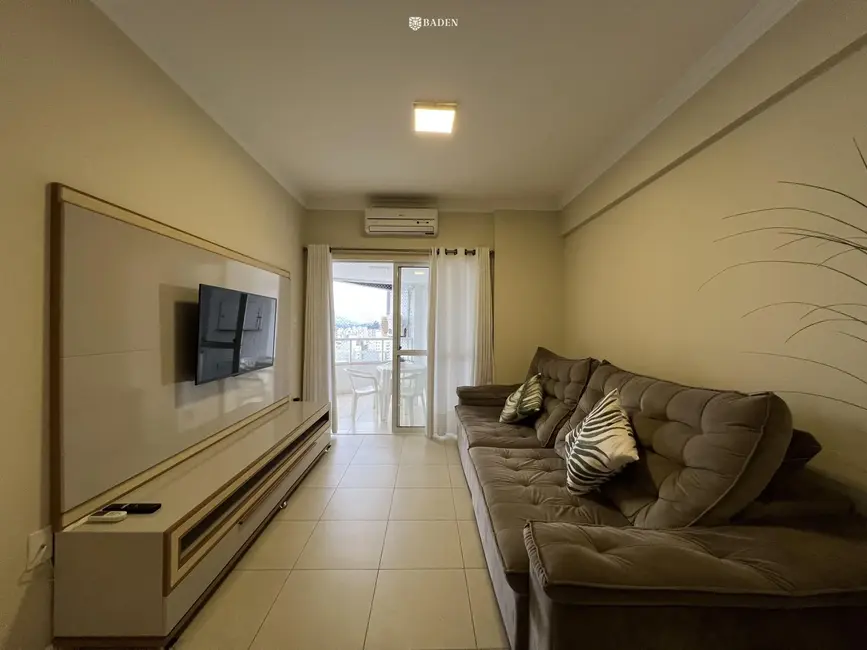 Foto 3 de Apartamento com 3 quartos para alugar, 92m2 em Centro, Balneario Camboriu - SC