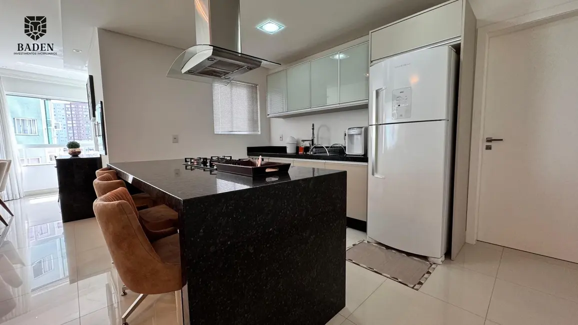 Foto 4 de Apartamento com 3 quartos à venda, 130m2 em Centro, Balneario Camboriu - SC