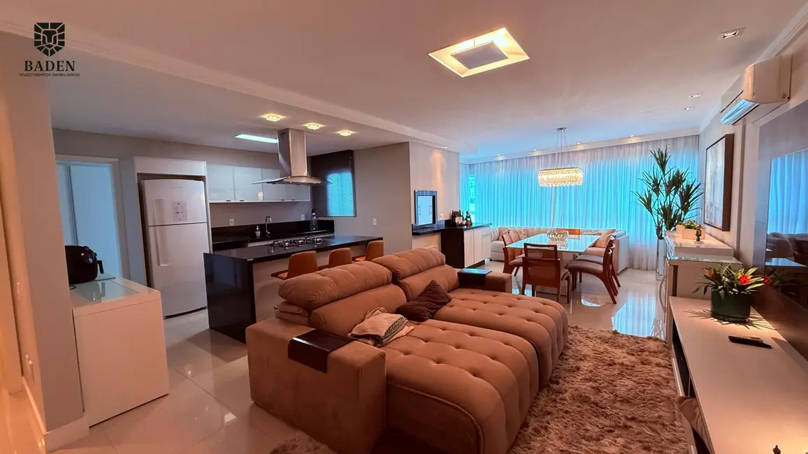Foto 1 de Apartamento com 3 quartos à venda, 130m2 em Centro, Balneario Camboriu - SC