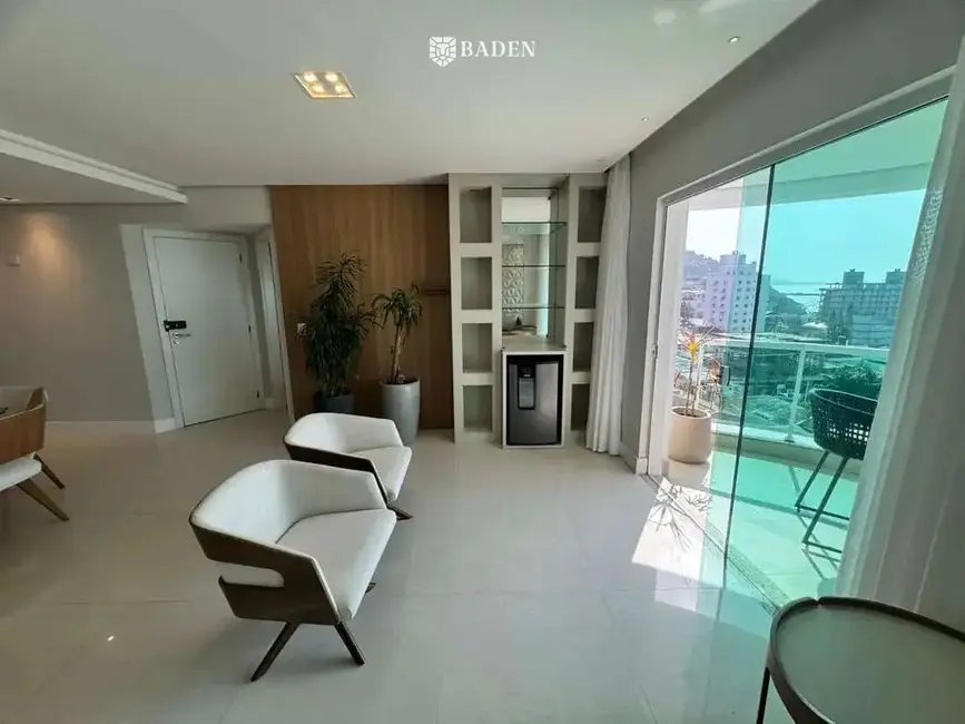 Foto 7 de Cobertura com 5 quartos para alugar, 296m2 em Cabeçudas, Itajai - SC