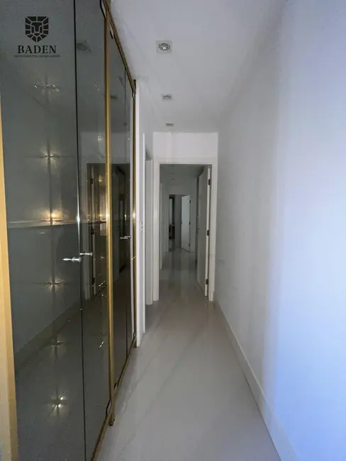 Foto 4 de Apartamento com 3 quartos à venda, 182m2 em Centro, Balneario Camboriu - SC