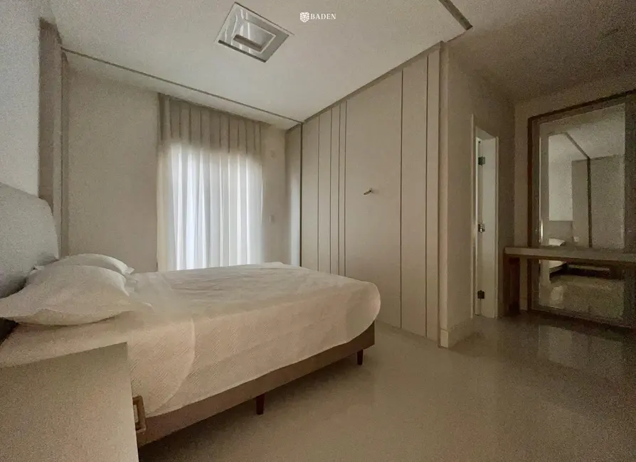 Foto 7 de Apartamento com 3 quartos à venda, 182m2 em Centro, Balneario Camboriu - SC