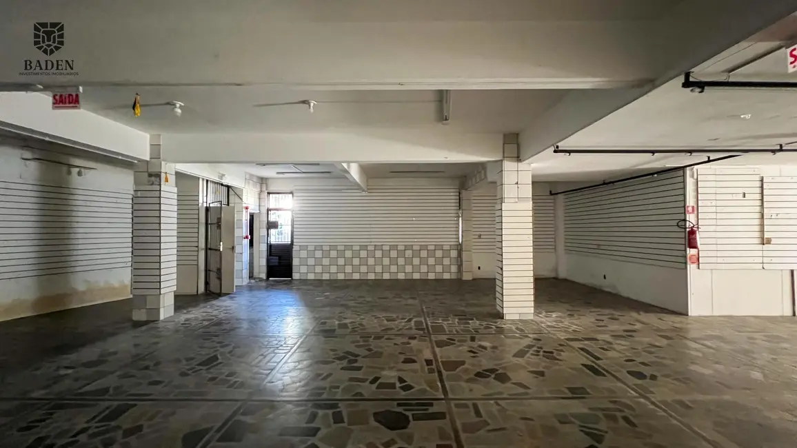 Foto 6 de Loja para alugar, 241m2 em Centro, Itajai - SC