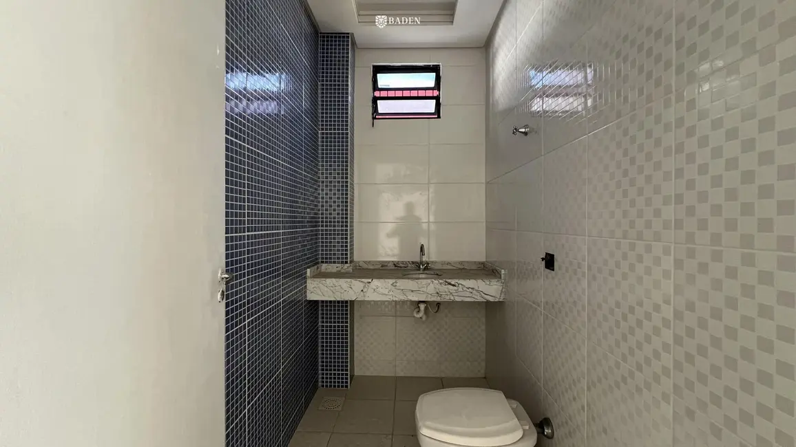 Sala Comercial com 1 quarto para alugar, 272m2 em Centro, Itajai - SC - imagem 8 Foto 8 de Sala Comercial com 1 quarto para alugar, 272m2 em Centro, Itajai - SC