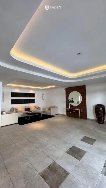 Foto 2 de Apartamento com 3 quartos à venda, 120m2 em Pioneiros, Balneario Camboriu - SC