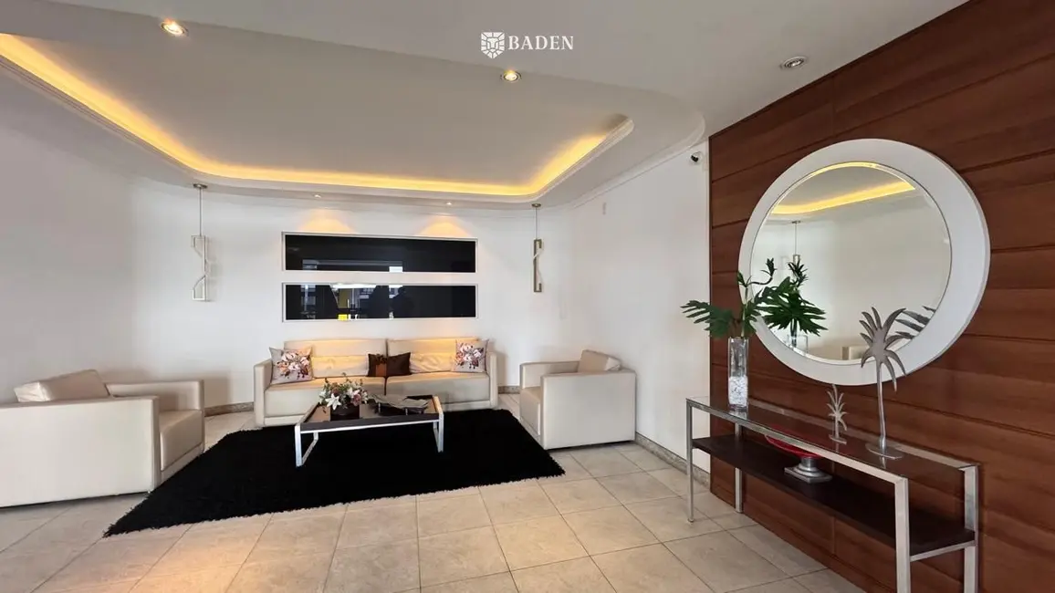 Foto 3 de Apartamento com 3 quartos à venda, 120m2 em Pioneiros, Balneario Camboriu - SC