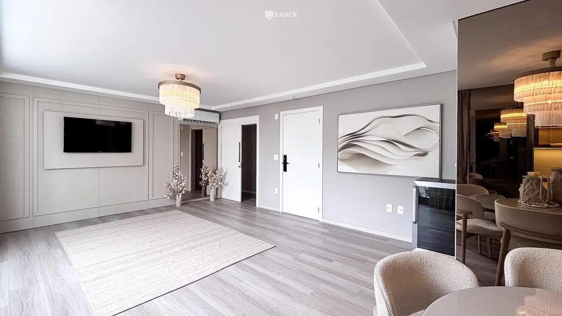 Foto 3 de Apartamento com 3 quartos à venda, 126m2 em Centro, Balneario Camboriu - SC