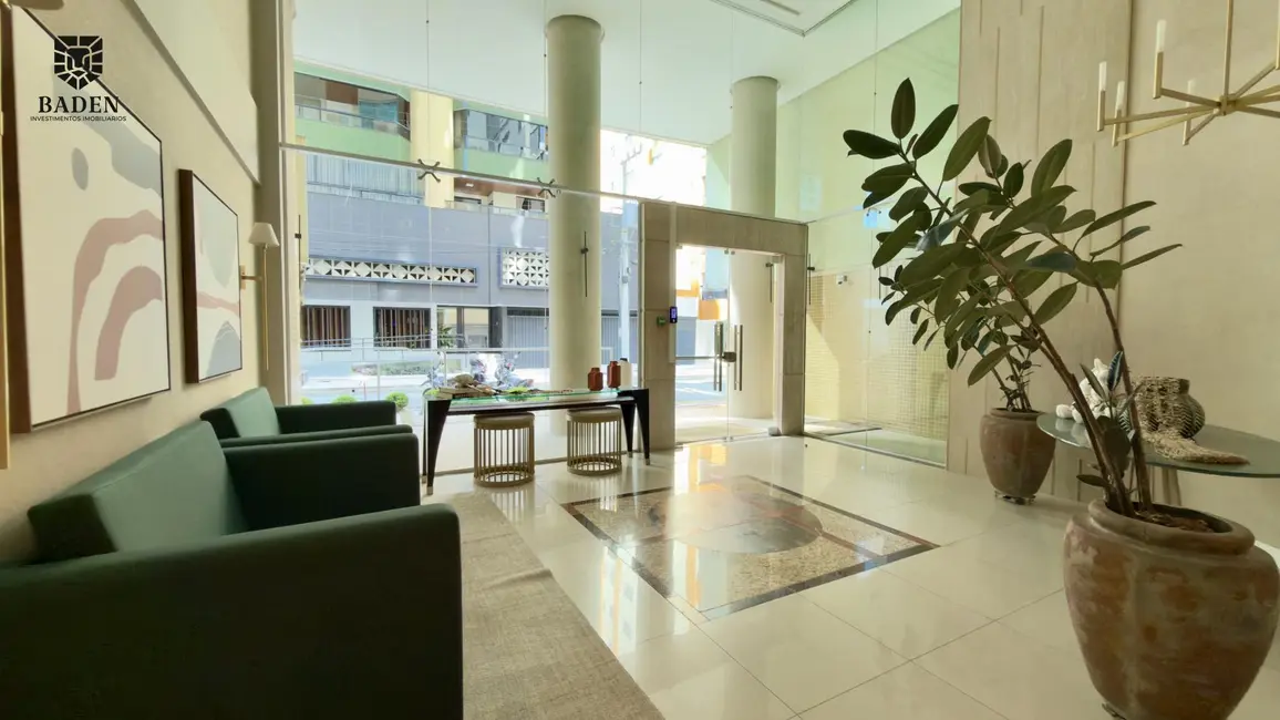 Apartamento com 3 quartos à venda, 123m2 em Centro, Balneario Camboriu - SC - imagem 3 Foto 3 de Apartamento com 3 quartos à venda, 123m2 em Centro, Balneario Camboriu - SC
