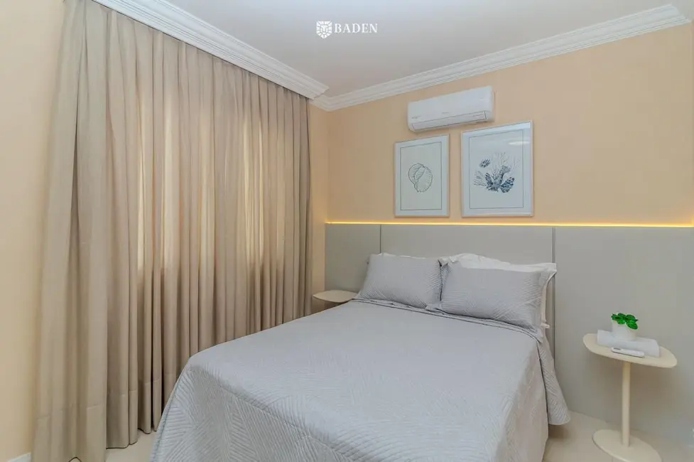 Foto 5 de Apartamento com 3 quartos à venda, 94m2 em Pioneiros, Balneario Camboriu - SC