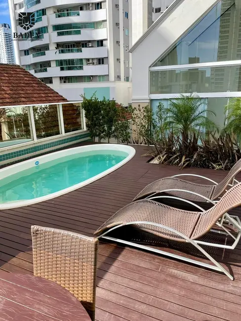 Apartamento com 2 quartos à venda, 90m2 em Centro, Balneario Camboriu - SC - imagem 1 Foto 1 de Apartamento com 2 quartos à venda, 90m2 em Centro, Balneario Camboriu - SC
