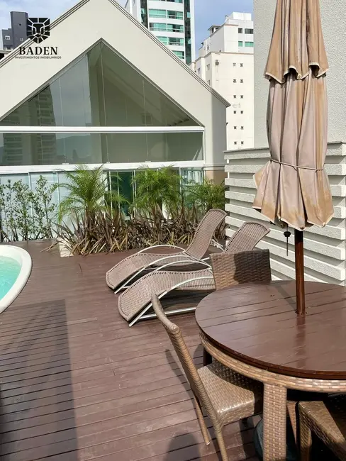 Apartamento com 2 quartos à venda, 90m2 em Centro, Balneario Camboriu - SC - imagem 2 Foto 2 de Apartamento com 2 quartos à venda, 90m2 em Centro, Balneario Camboriu - SC