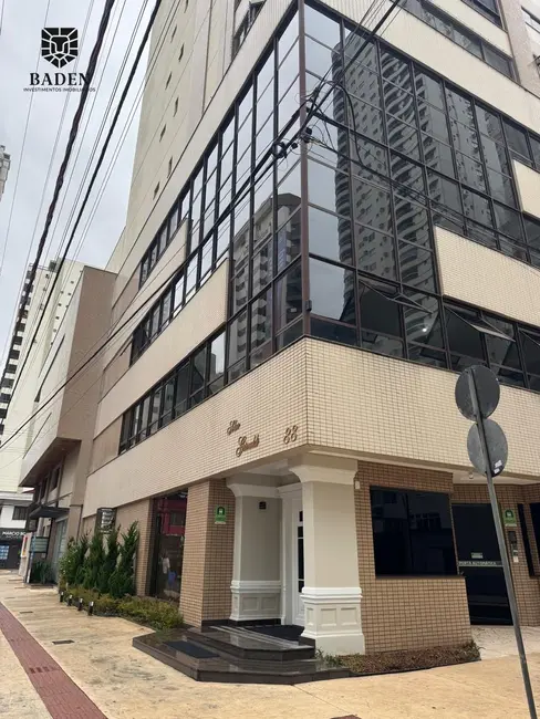 Apartamento com 4 quartos à venda, 185m2 em Centro, Balneario Camboriu - SC - imagem 1 Foto 1 de Apartamento com 4 quartos à venda, 185m2 em Centro, Balneario Camboriu - SC