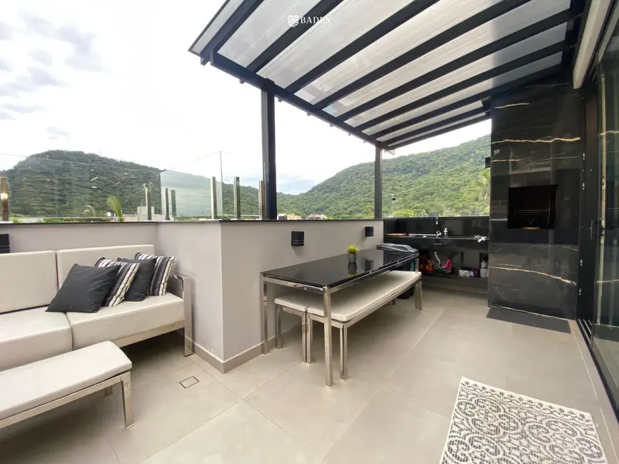 Foto 2 de Cobertura com 3 quartos à venda, 230m2 em Barra, Balneario Camboriu - SC