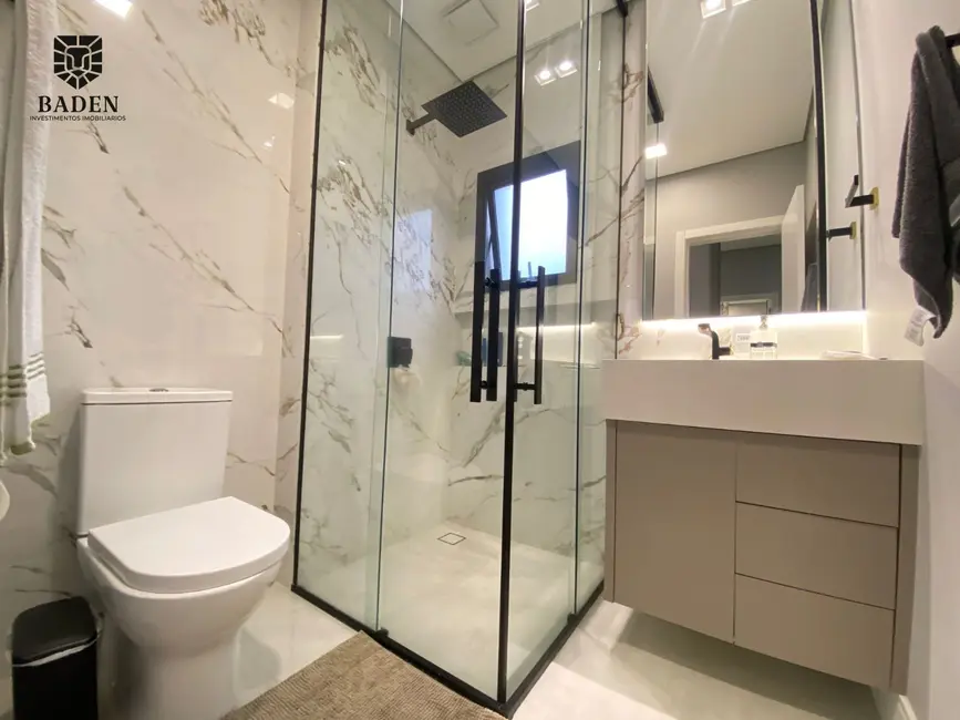 Cobertura com 3 quartos à venda, 230m2 em Barra, Balneario Camboriu - SC - imagem 7 Foto 7 de Cobertura com 3 quartos à venda, 230m2 em Barra, Balneario Camboriu - SC