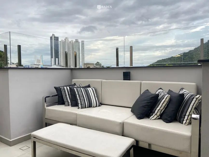 Foto 3 de Cobertura com 3 quartos à venda, 230m2 em Barra, Balneario Camboriu - SC