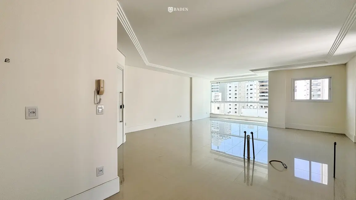 Foto 8 de Apartamento com 3 quartos à venda, 136m2 em Balneario Camboriu - SC