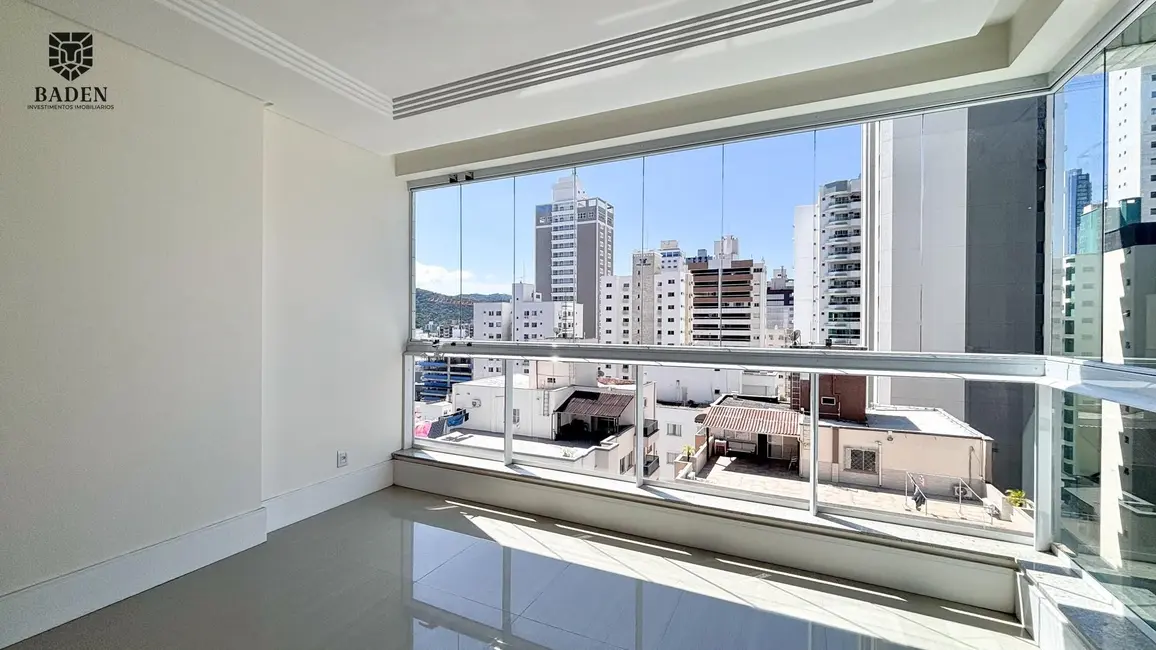 Foto 3 de Apartamento com 3 quartos à venda, 136m2 em Balneario Camboriu - SC