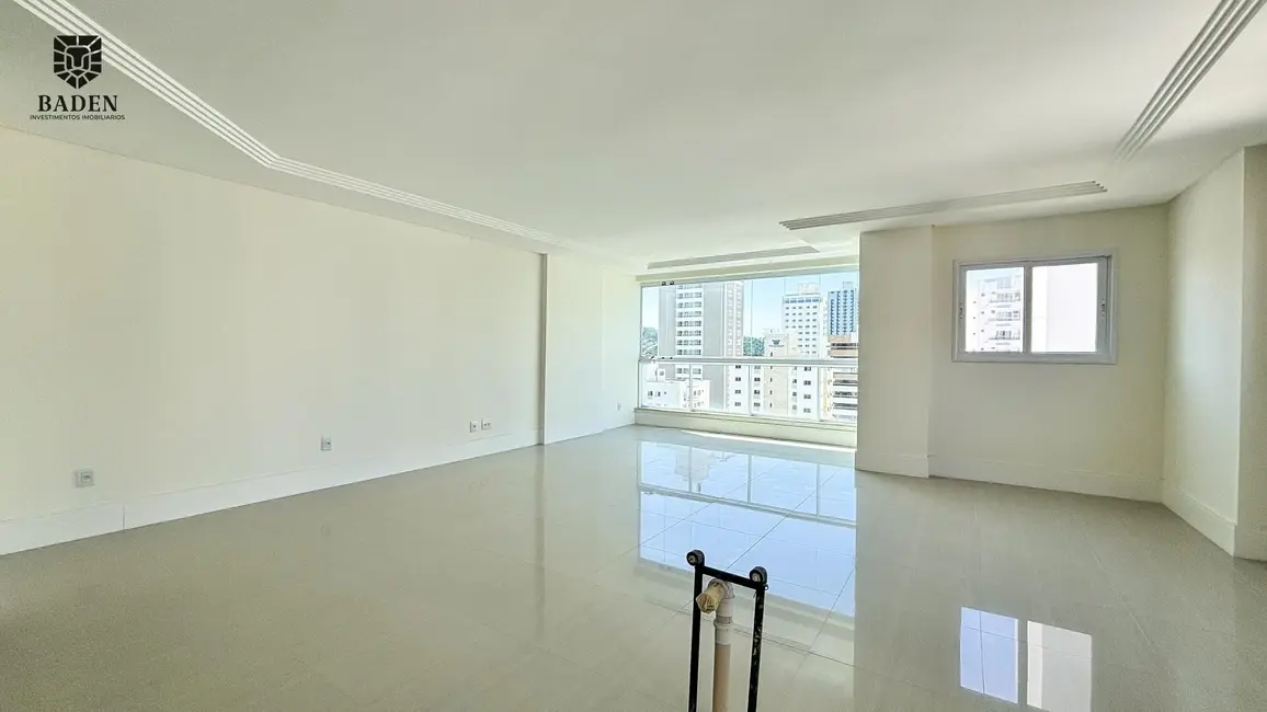 Foto 7 de Apartamento com 3 quartos à venda, 136m2 em Balneario Camboriu - SC