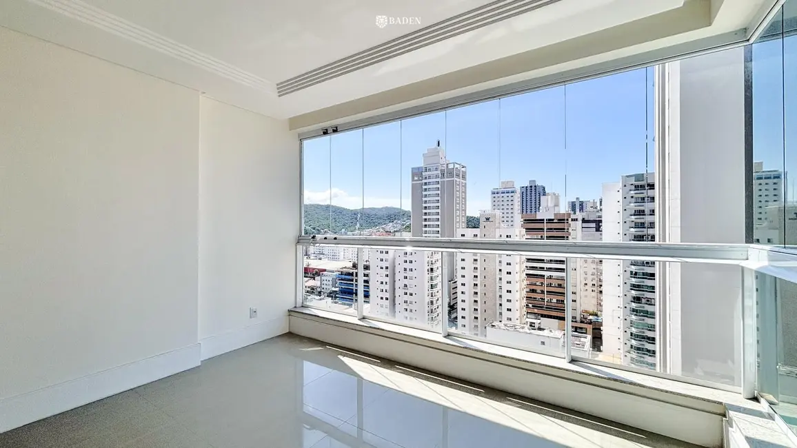 Foto 6 de Apartamento com 3 quartos à venda, 136m2 em Balneario Camboriu - SC