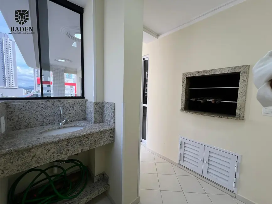 Foto 2 de Apartamento com 1 quarto à venda, 110m2 em Centro, Balneario Camboriu - SC