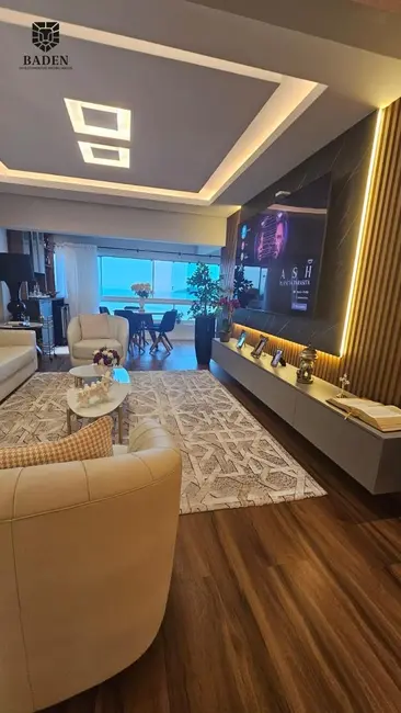Foto 2 de Apartamento com 3 quartos à venda, 153m2 em Centro, Balneario Camboriu - SC