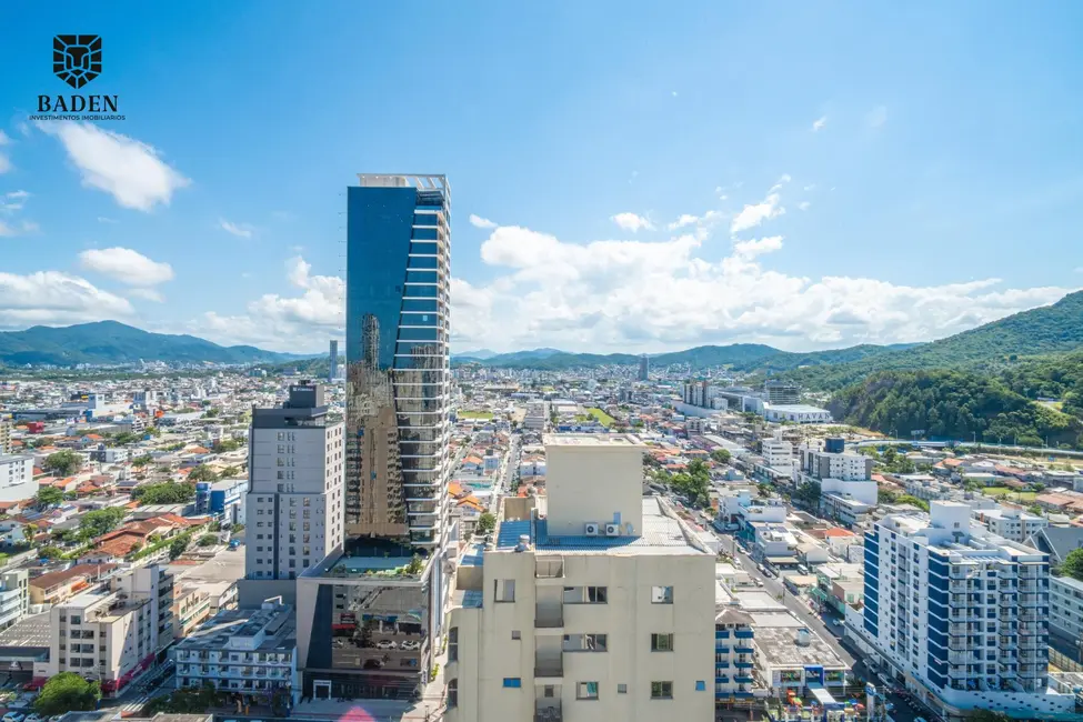 Foto 6 de Cobertura com 4 quartos à venda, 240m2 em Centro, Balneario Camboriu - SC