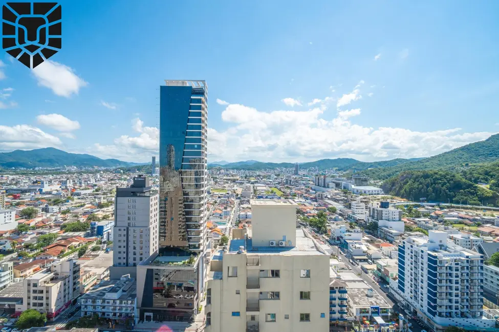 Foto 6 de Cobertura com 4 quartos à venda, 240m2 em Centro, Balneario Camboriu - SC