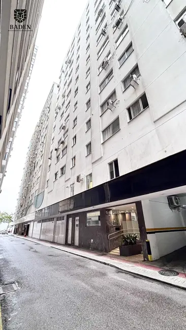 Foto 1 de Apartamento com 2 quartos à venda, 64m2 em Centro, Balneario Camboriu - SC