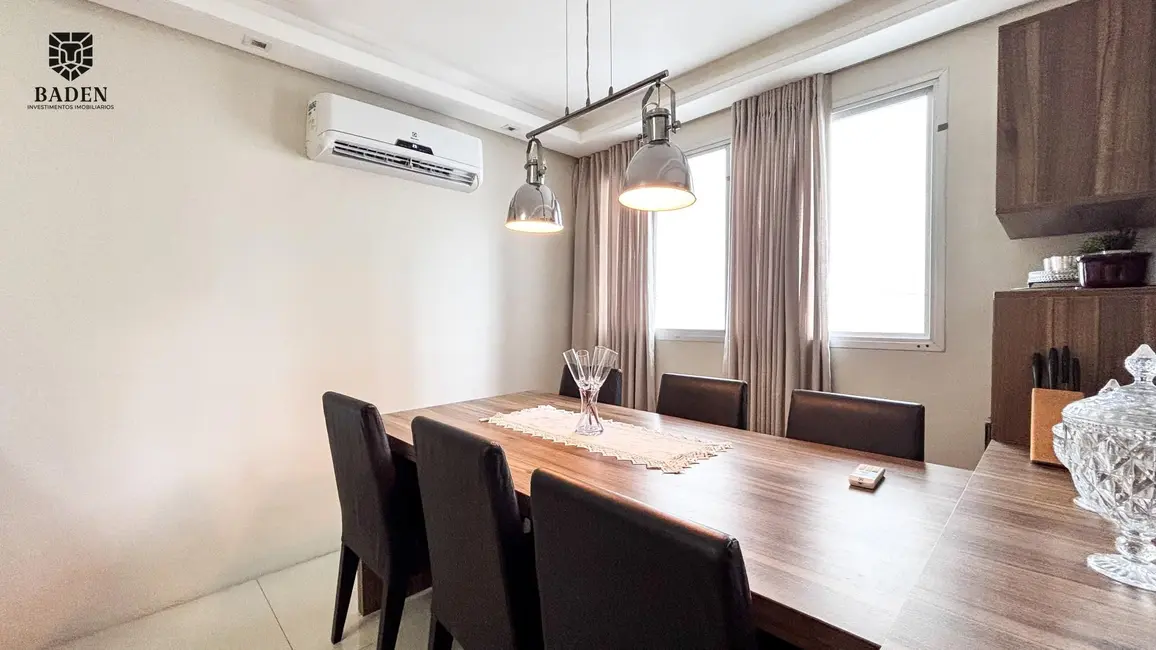 Foto 2 de Apartamento com 2 quartos à venda, 64m2 em Centro, Balneario Camboriu - SC