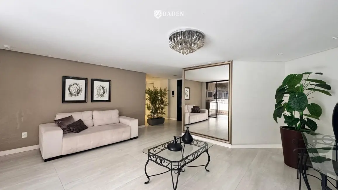 Foto 3 de Apartamento com 2 quartos à venda, 108m2 em Pioneiros, Balneario Camboriu - SC