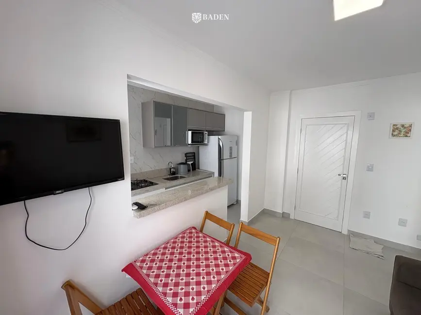 Apartamento com 1 quarto à venda, 56m2 em Centro, Balneario Camboriu - SC - imagem 3 Foto 3 de Apartamento com 1 quarto à venda, 56m2 em Centro, Balneario Camboriu - SC