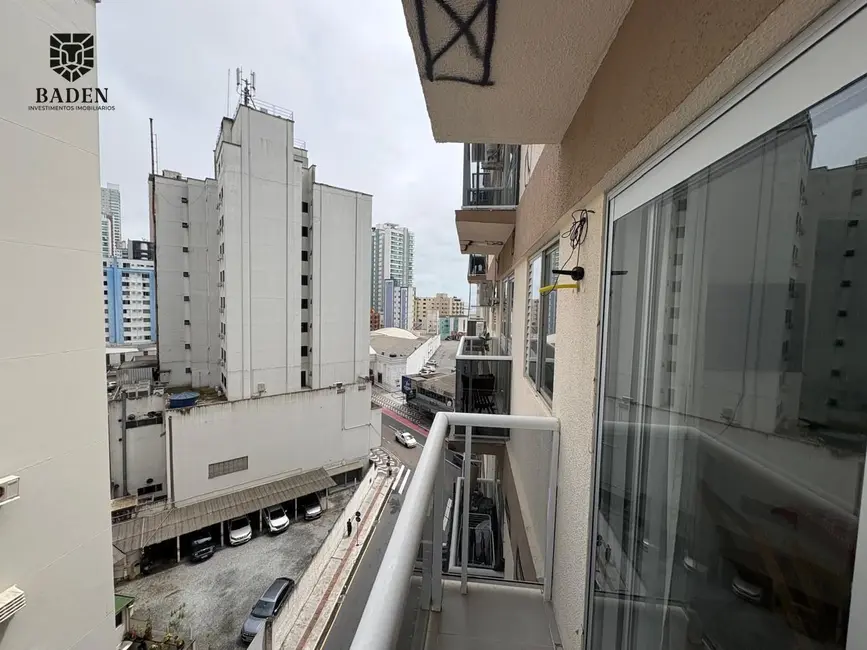 Foto 1 de Apartamento com 1 quarto à venda, 56m2 em Centro, Balneario Camboriu - SC