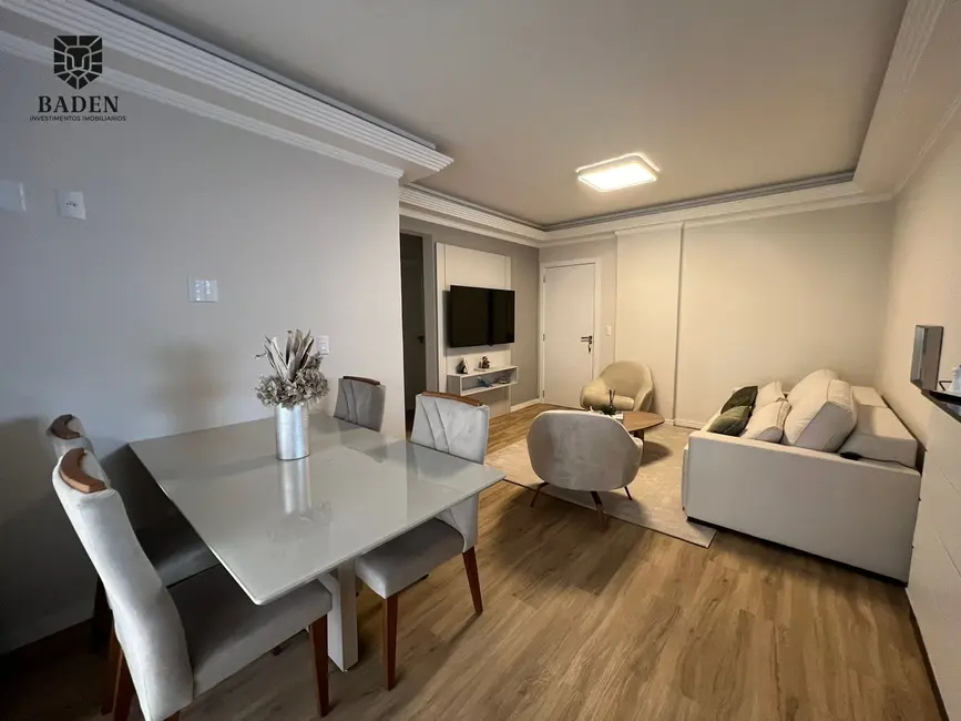 Foto 3 de Apartamento com 2 quartos à venda, 87m2 em Balneario Camboriu - SC