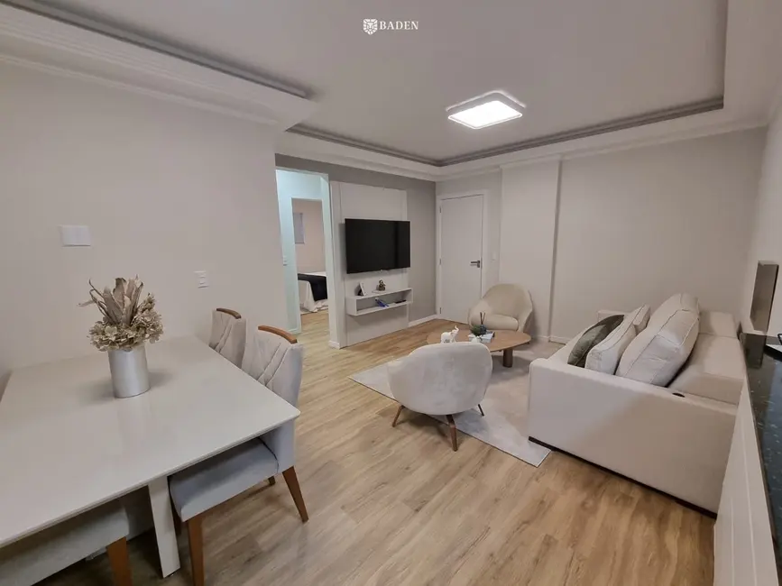 Foto 2 de Apartamento com 2 quartos à venda, 87m2 em Balneario Camboriu - SC