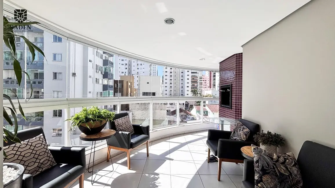 Foto 2 de Apartamento com 2 quartos à venda, 99m2 em Centro, Balneario Camboriu - SC