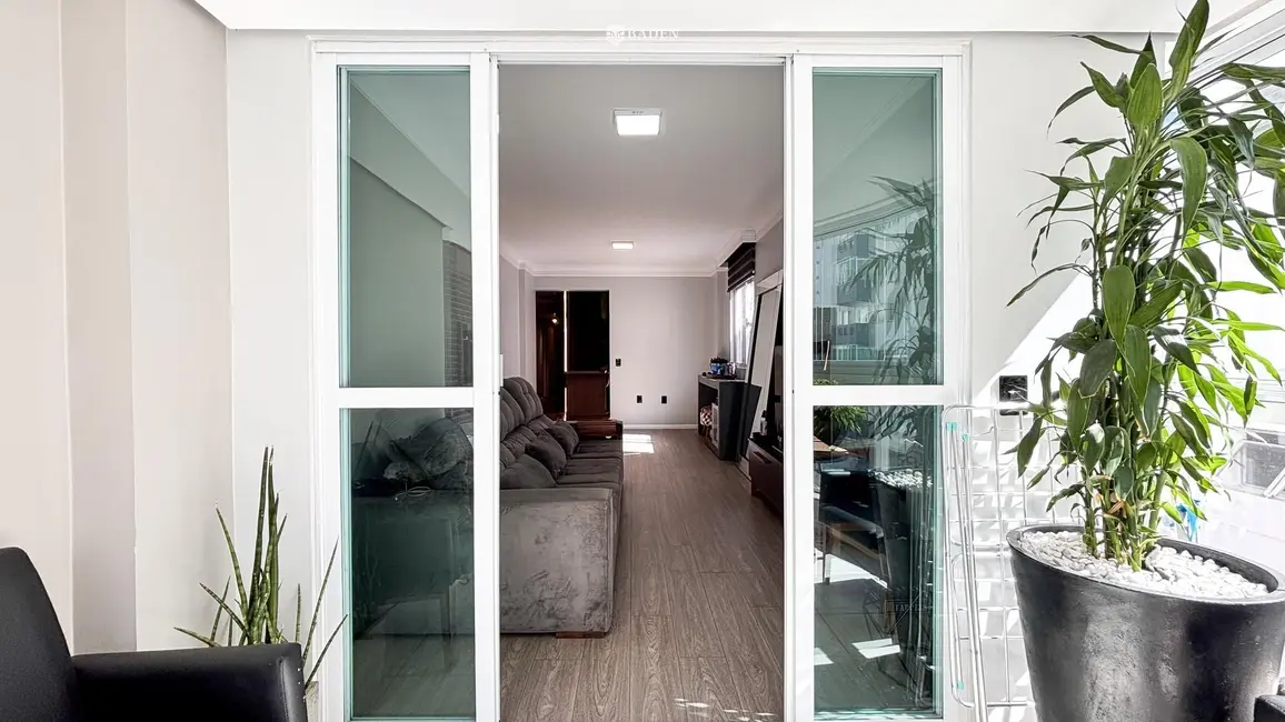 Foto 9 de Apartamento com 2 quartos à venda, 99m2 em Centro, Balneario Camboriu - SC