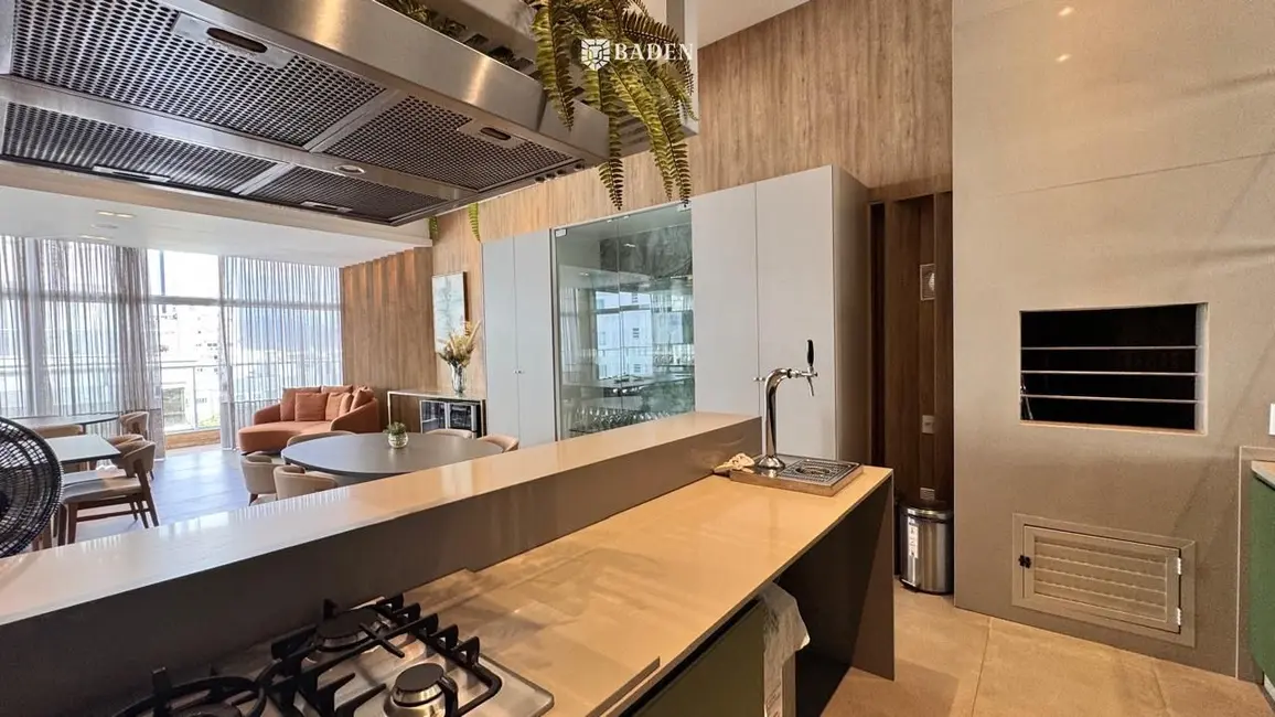 Foto 8 de Apartamento com 3 quartos à venda, 123m2 em Centro, Balneario Camboriu - SC