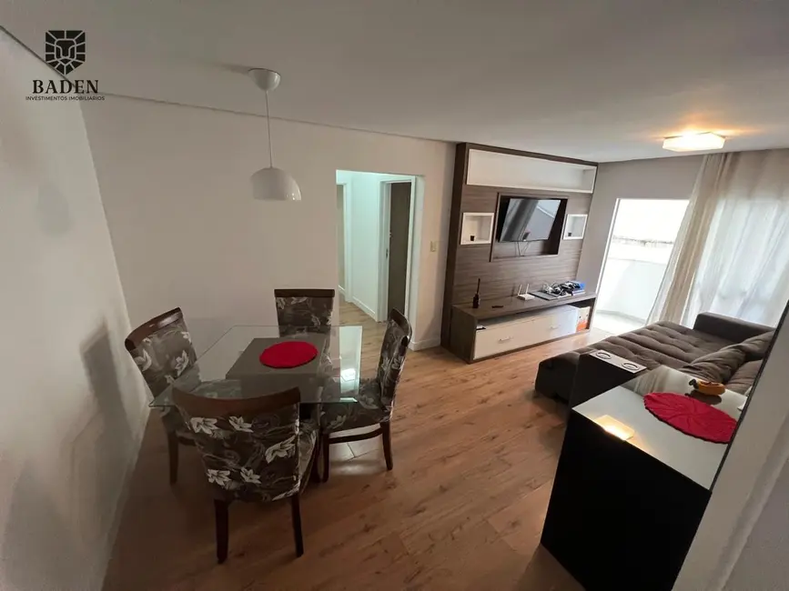 Foto 5 de Apartamento com 2 quartos à venda, 85m2 em Pioneiros, Balneario Camboriu - SC