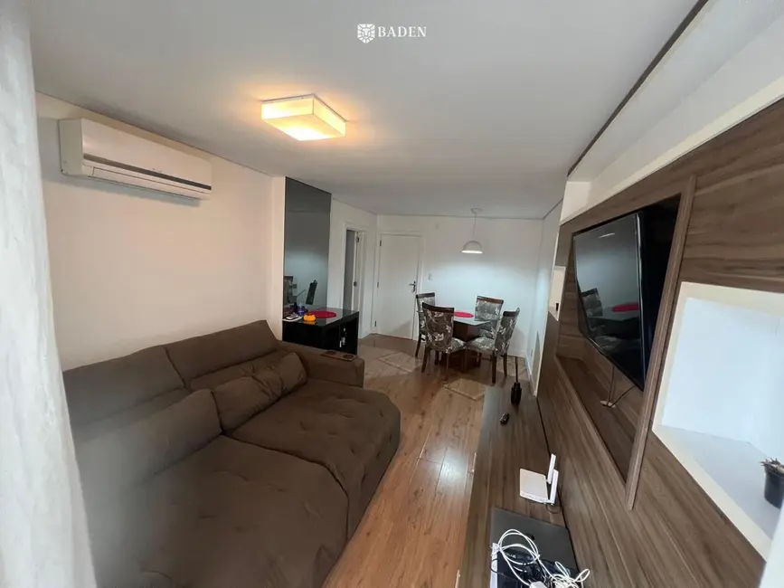 Foto 3 de Apartamento com 2 quartos à venda, 85m2 em Pioneiros, Balneario Camboriu - SC
