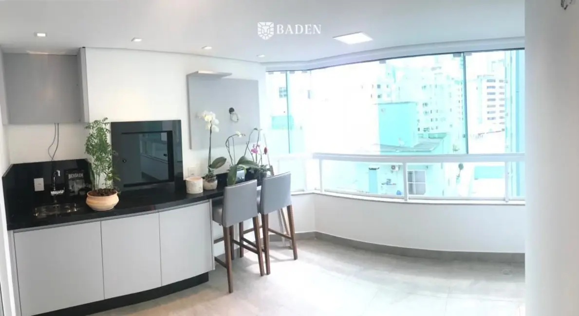 Foto 4 de Apartamento com 3 quartos à venda, 120m2 em Balneario Camboriu - SC