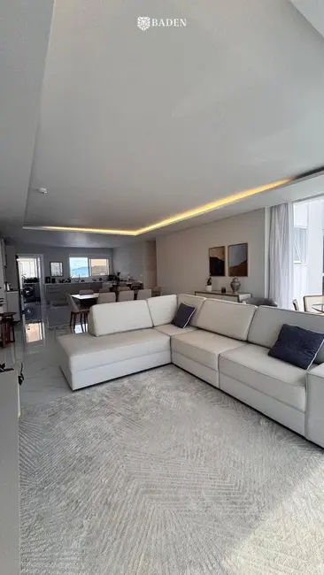 Foto 3 de Apartamento com 4 quartos à venda, 170m2 em Centro, Balneario Camboriu - SC