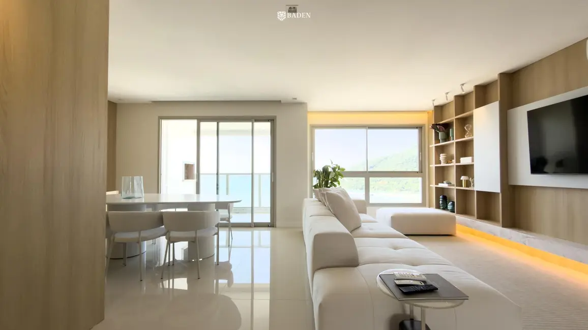 Foto 3 de Apartamento com 4 quartos à venda, 160m2 em Balneario Camboriu - SC