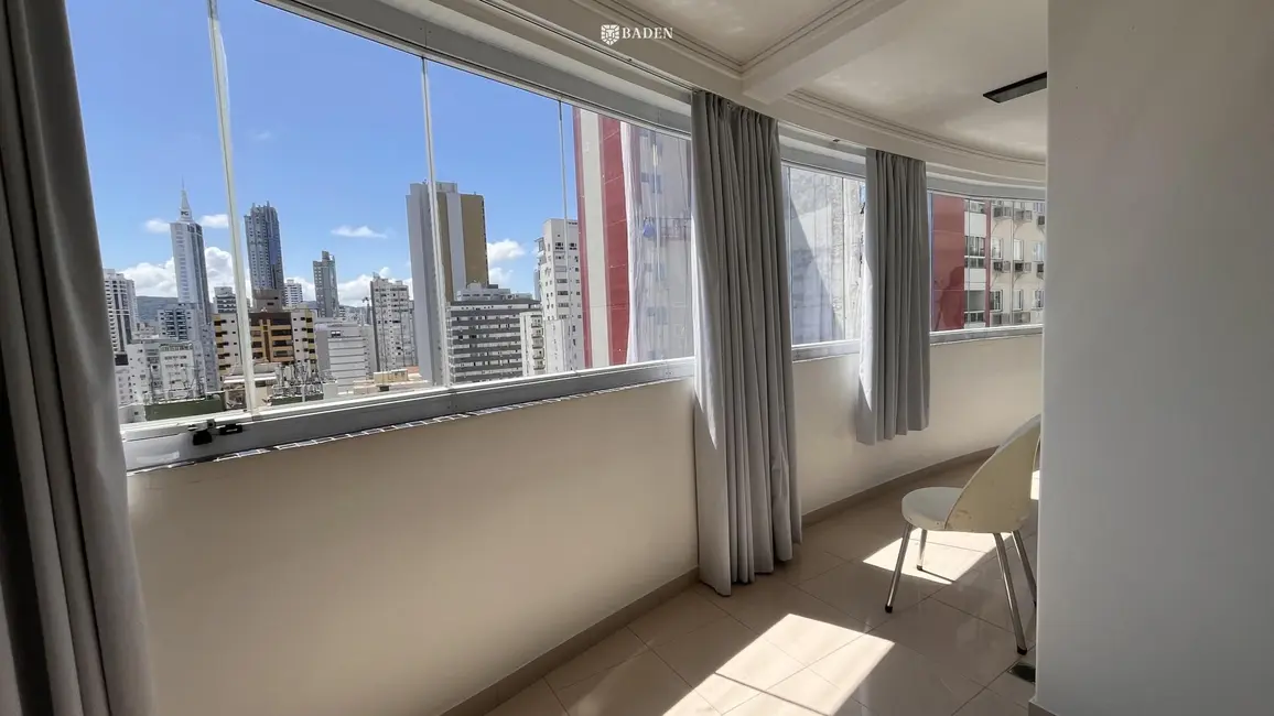 Foto 1 de Apartamento com 3 quartos à venda, 170m2 em Centro, Balneario Camboriu - SC