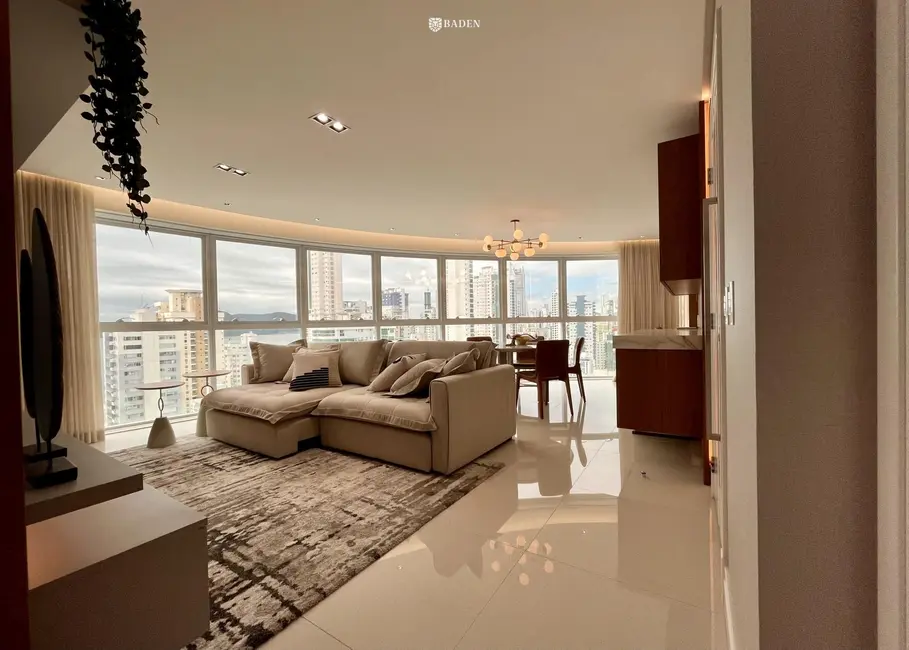 Foto 1 de Apartamento com 4 quartos à venda, 132m2 em Centro, Balneario Camboriu - SC