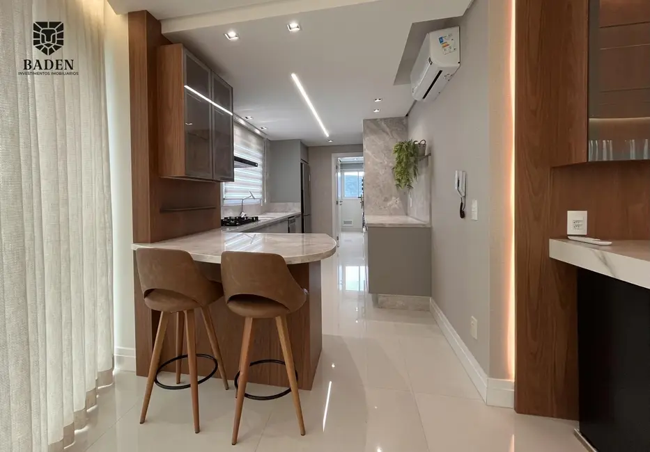 Foto 3 de Apartamento com 4 quartos à venda, 132m2 em Centro, Balneario Camboriu - SC